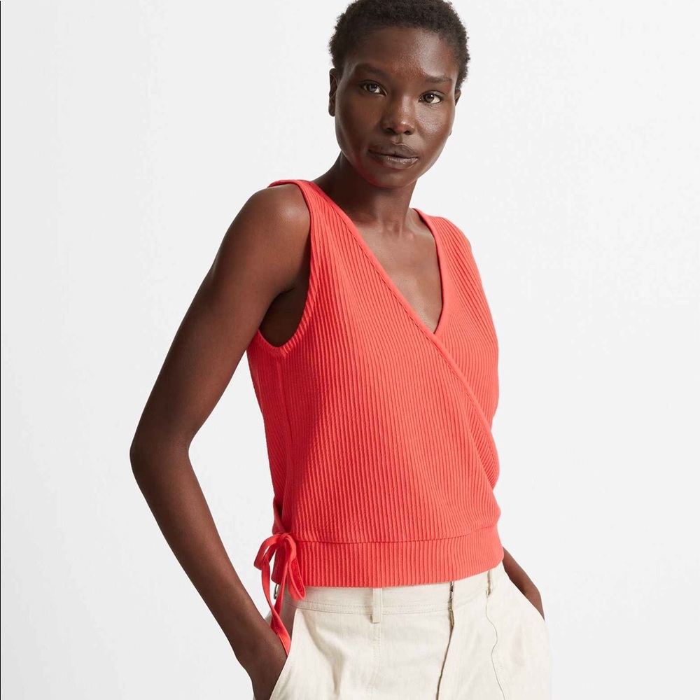 Club Monaco Bintelle Top Ribbed Red V Neck Wrap